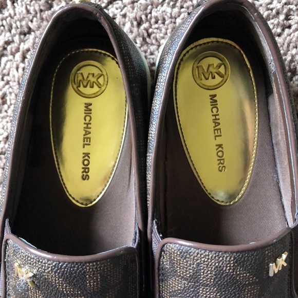 Michael kors Shoes - Picture 3 of 4